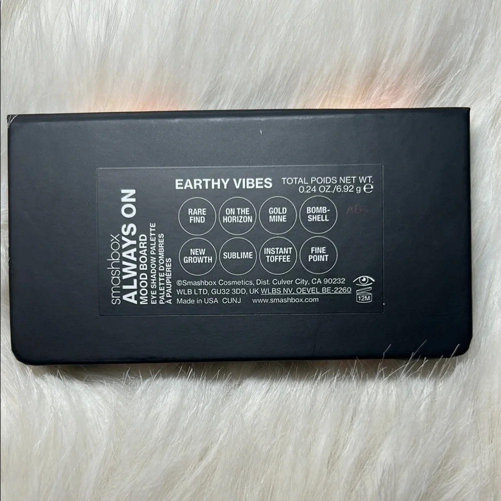 Smashbox Always On Mood Board Eyeshadow Palette